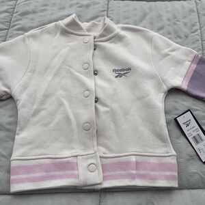 Reebok Classic White Sweatshirt